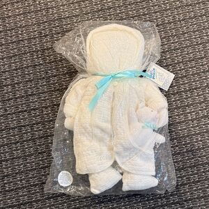 Bon Bebe white Baby Sweater Set. New 
Great baby gift